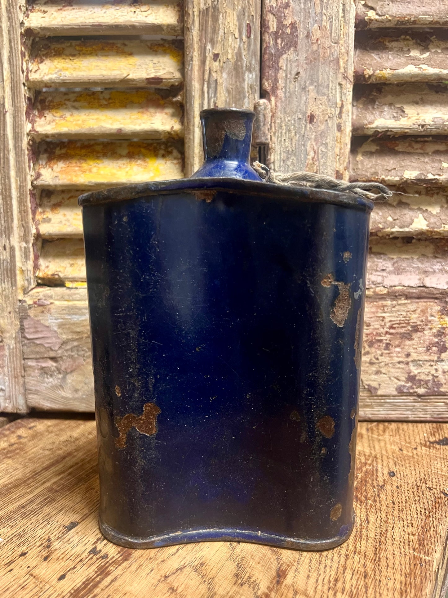 OUDE | BLAUWE | EMAILLE | VELDFLESSEN