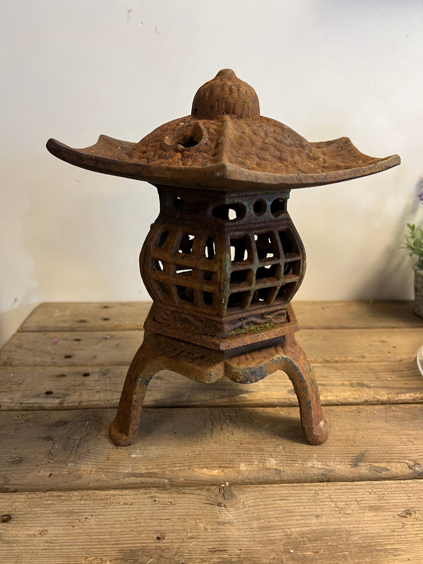 PAGODE | GIETIJZER | ROEST | BROCANTE