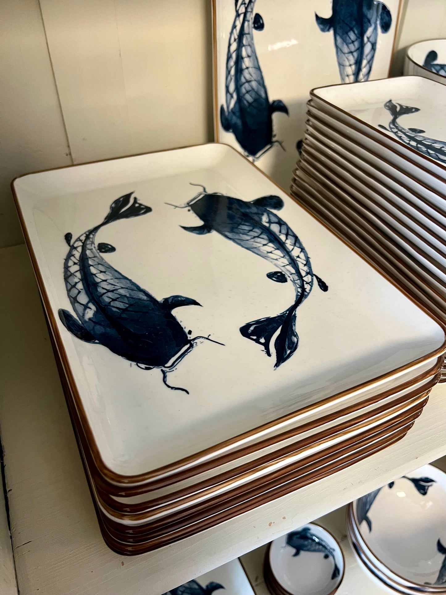 SERVIES | GUSTO | AARDEWERK | KOIKARPERS