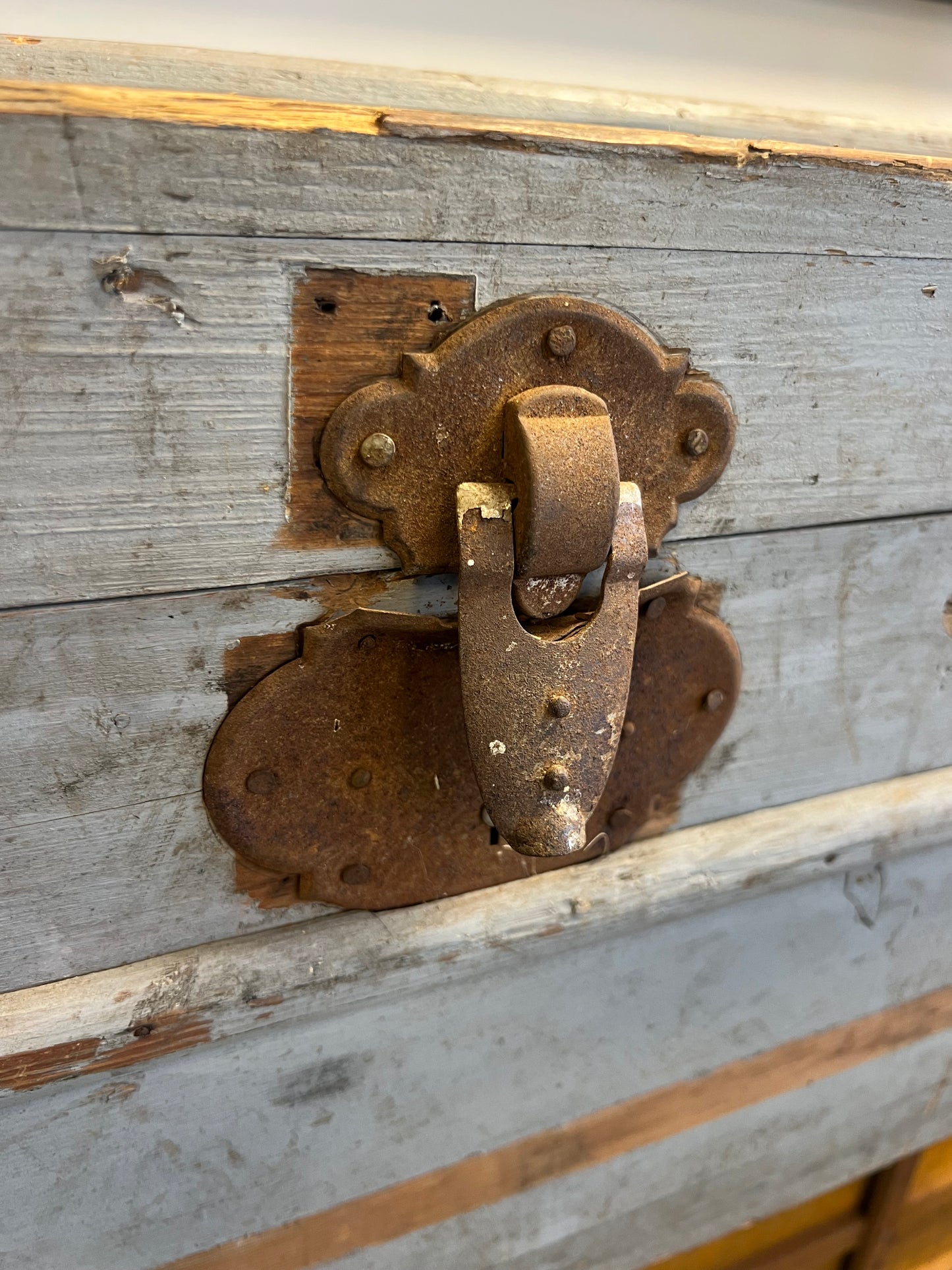OUDE | HOUTEN | KIST