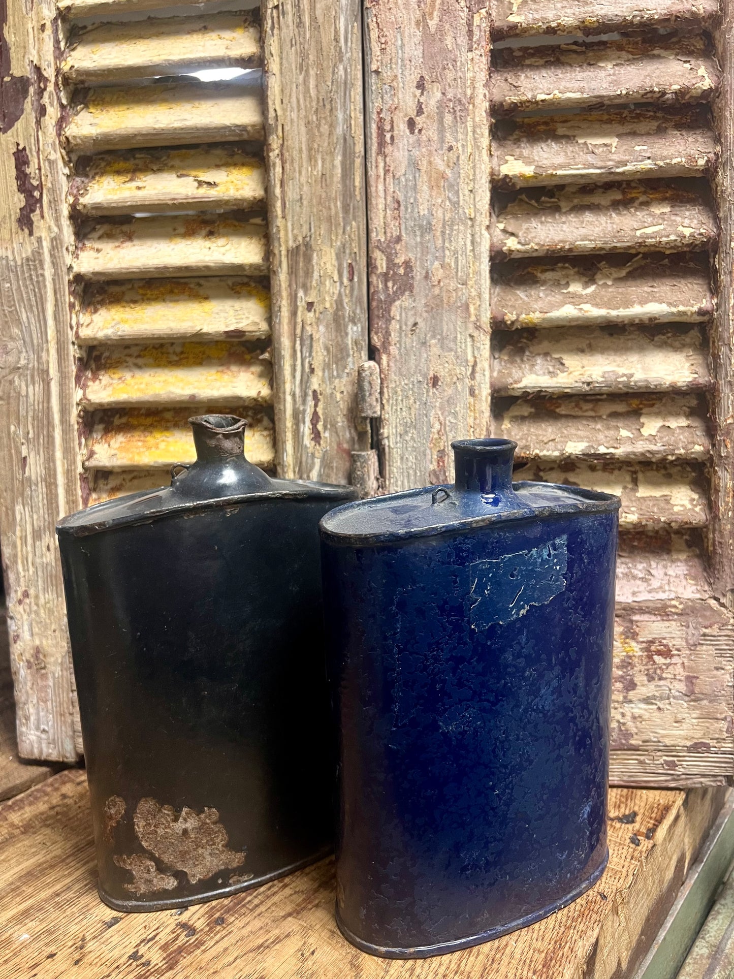 OUDE | BLAUWE | EMAILLE | VELDFLESSEN