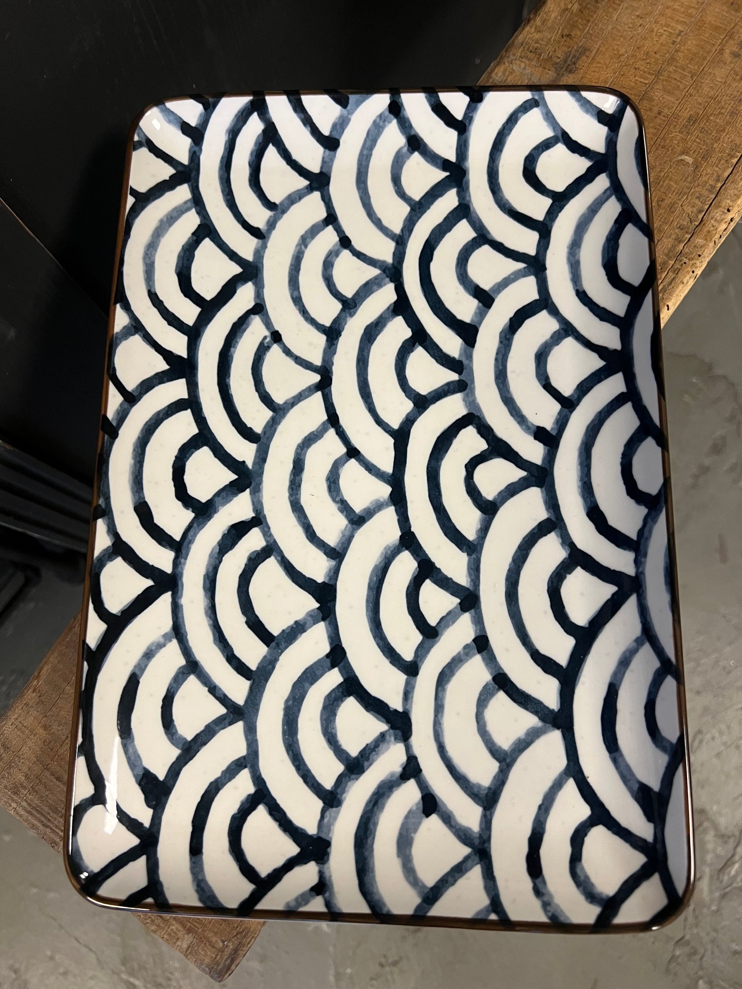 SERVIES | GUSTO | AARDEWERK | REGENBOOG