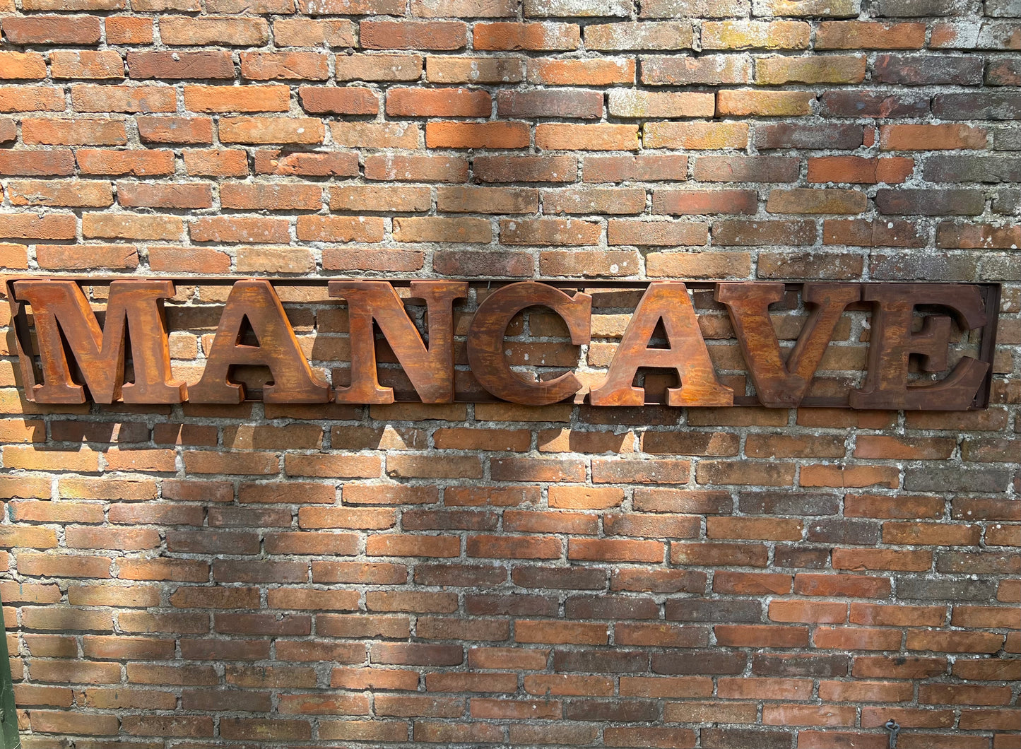 MANCAVE | ROEST | LETTERS
