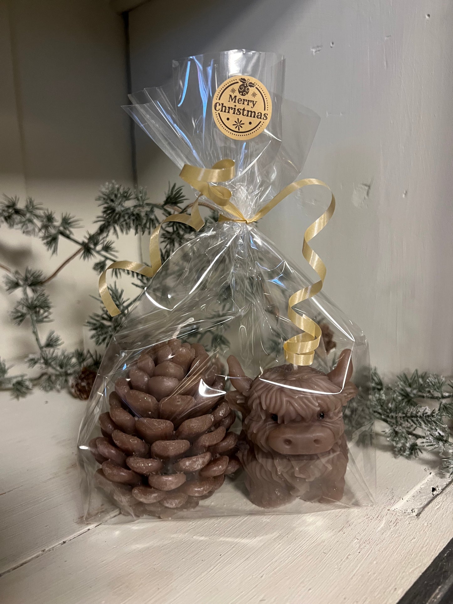 SET | HANDGEMAAKTE | KAARSEN | DENNENAPPEL | HOOGLANDER