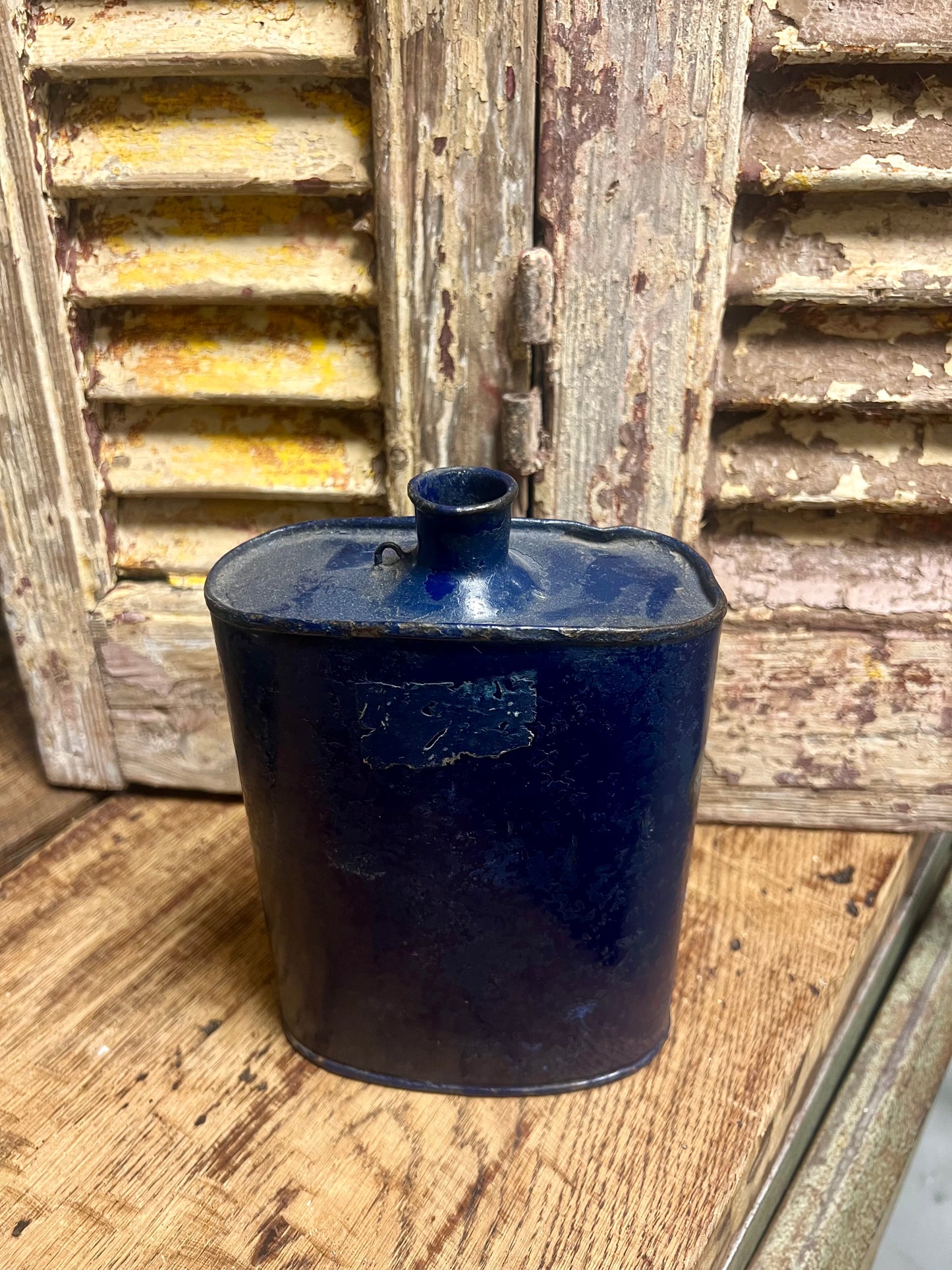 OUDE | BLAUWE | EMAILLE | VELDFLESSEN