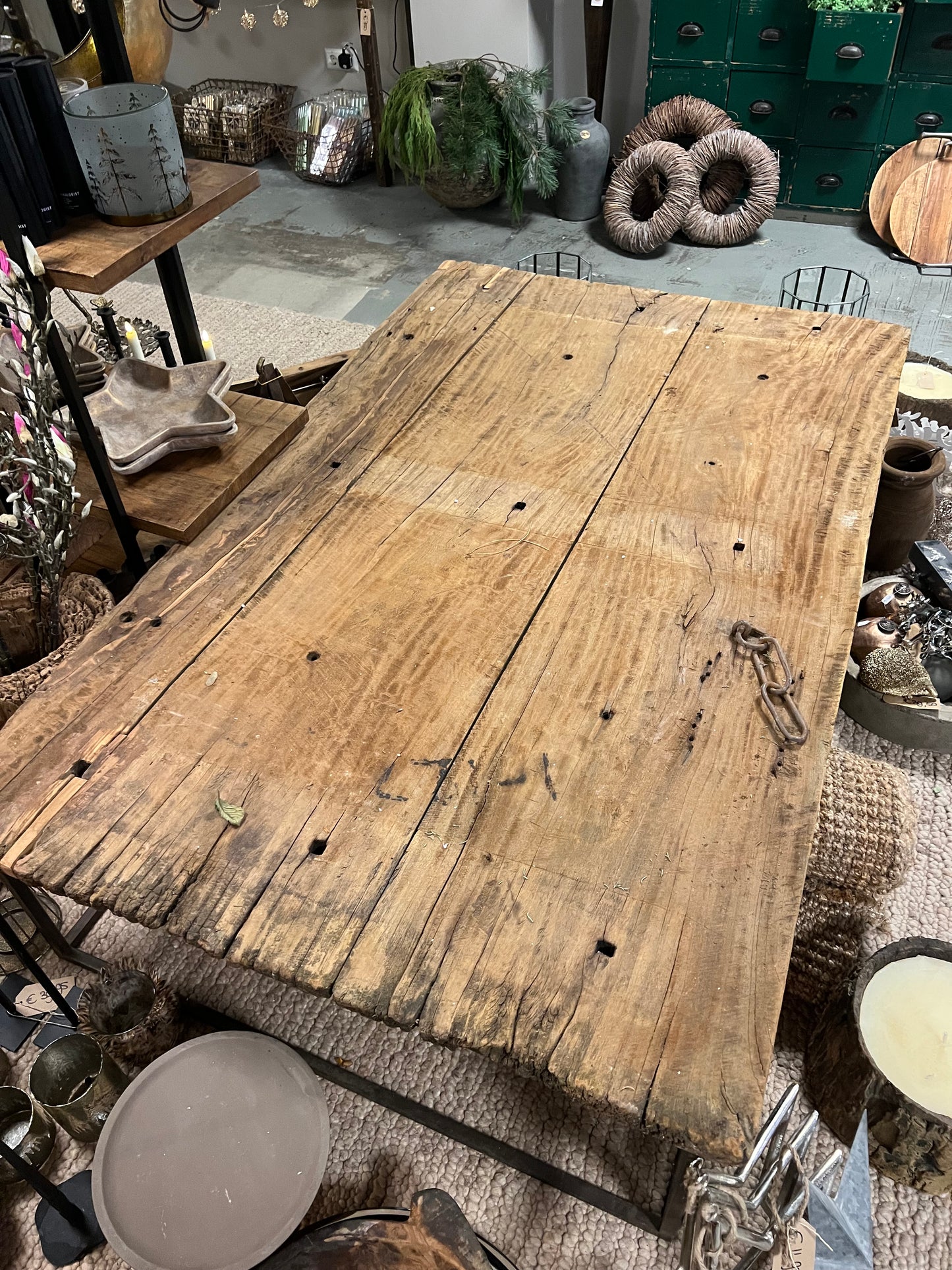 TAFEL | MET | IJZEREN | ONDERSTEL | OUD | BLAD
