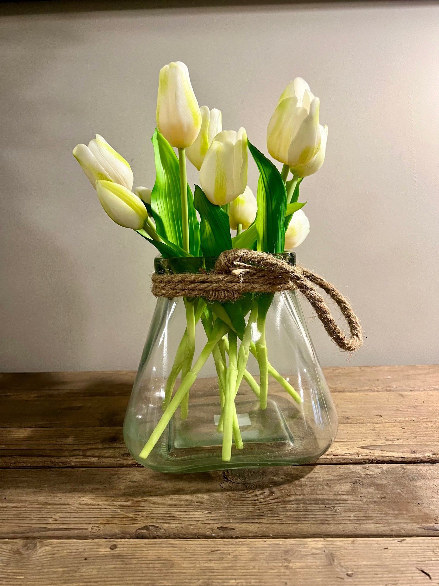 VAAS | GLAS | MET | TOUW | VIERKANT