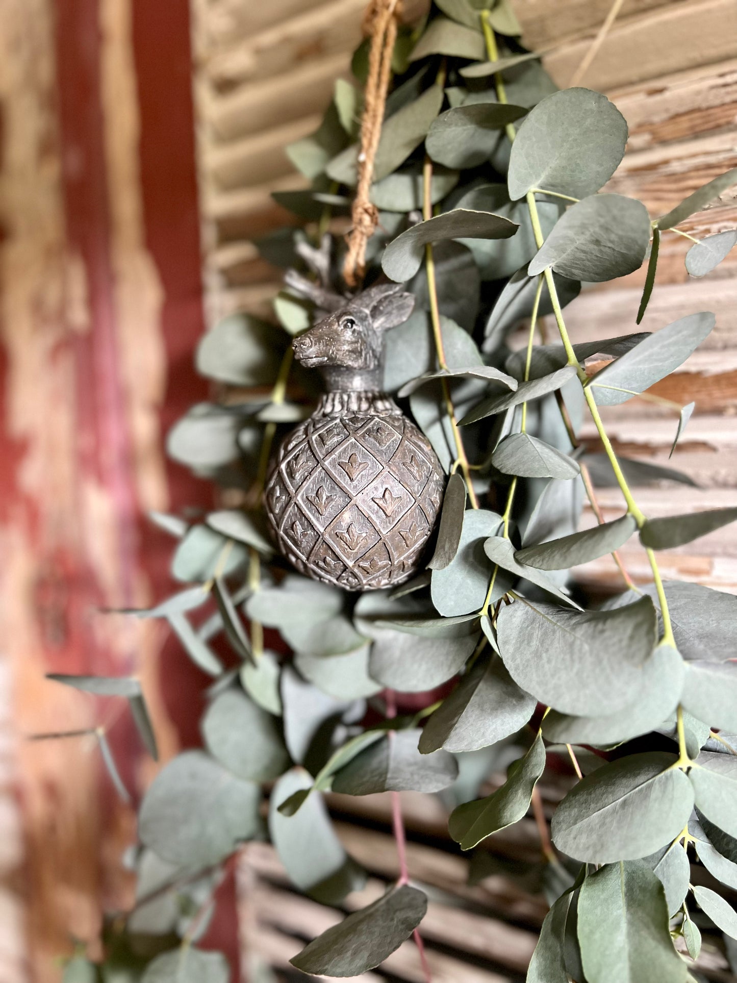 ORNAMENT | HERT | GRIJS