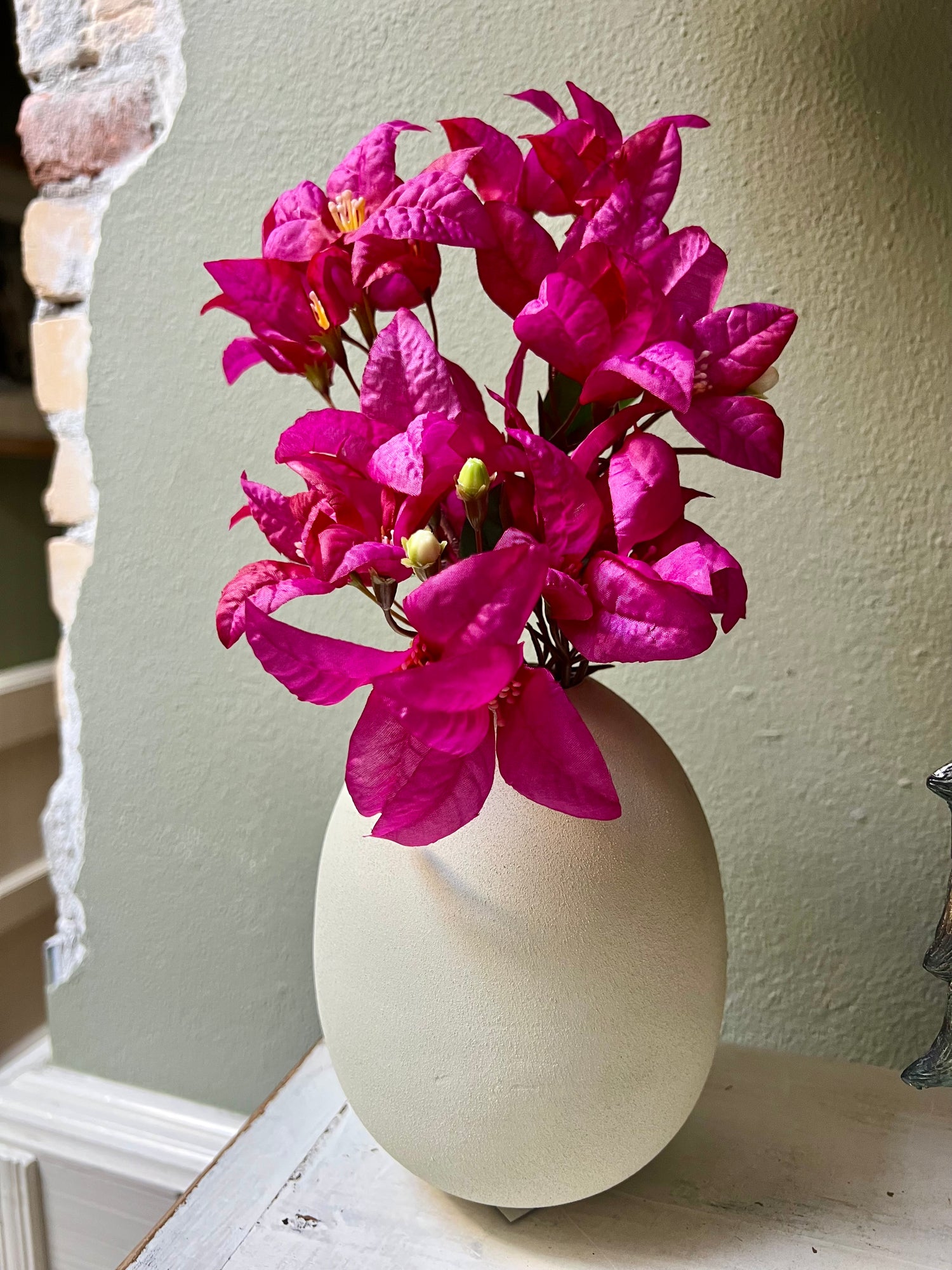 Zijden bloemen met vaas
