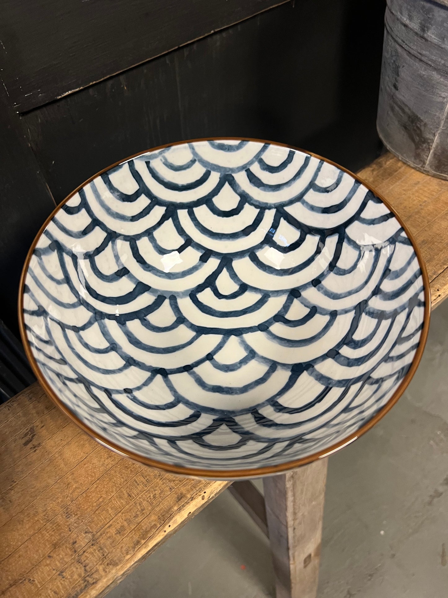 SERVIES | GUSTO | AARDEWERK | REGENBOOG