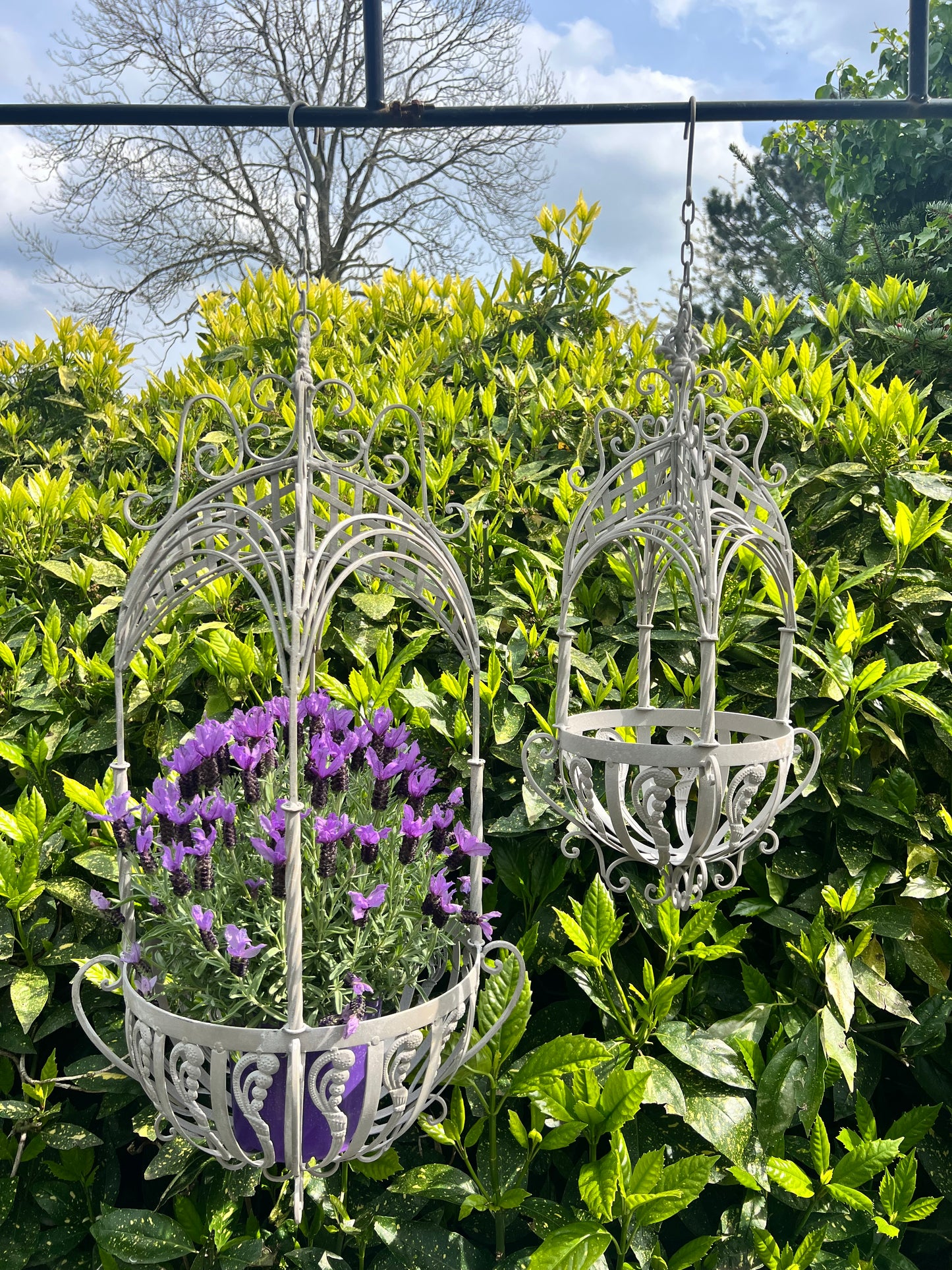 HANGING | BASKET | KLEIN | IJZER
