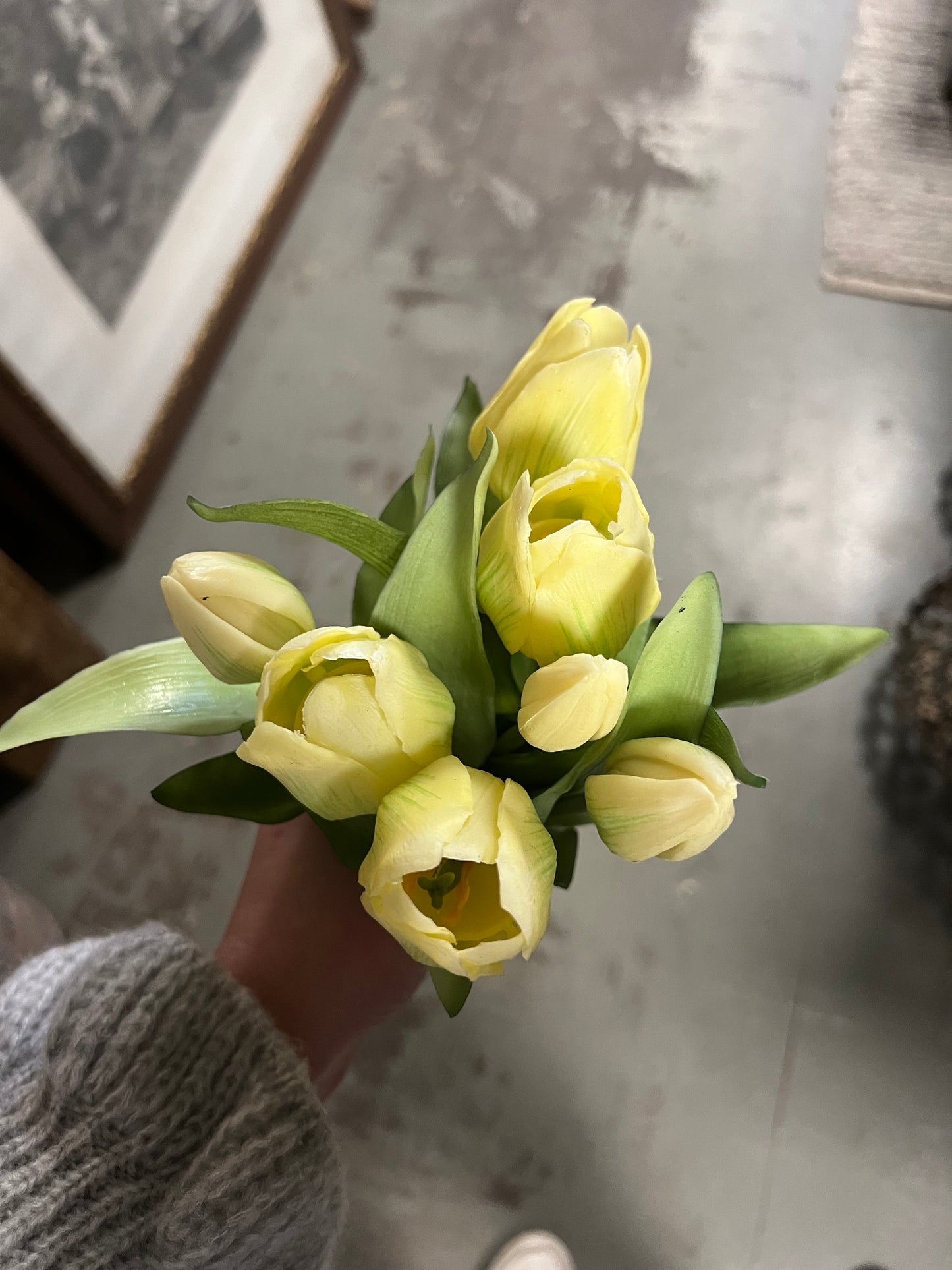 REAL | TOUCH | TULPEN | WIT | GEEL | KORT