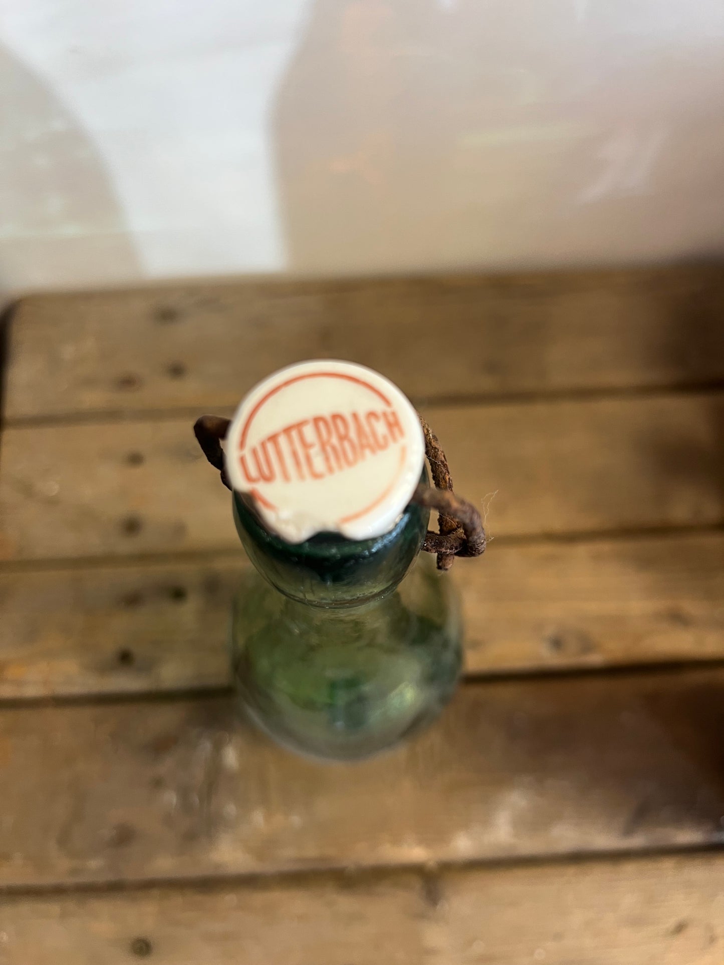 OUDE | FLESSEN | MET | PORSELEINEN | DOP | BROCANTE