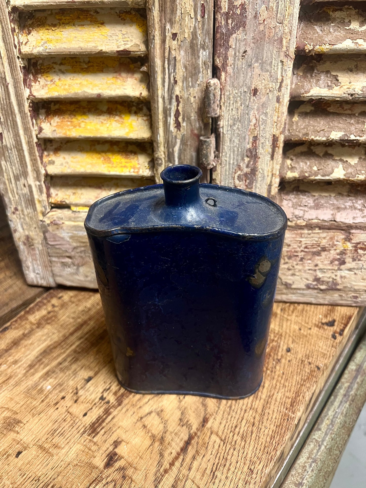 OUDE | BLAUWE | EMAILLE | VELDFLESSEN