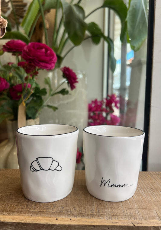 SET | VAN | 2 | KOPJES | 200 ML | CROISSANT | & | MMMMM