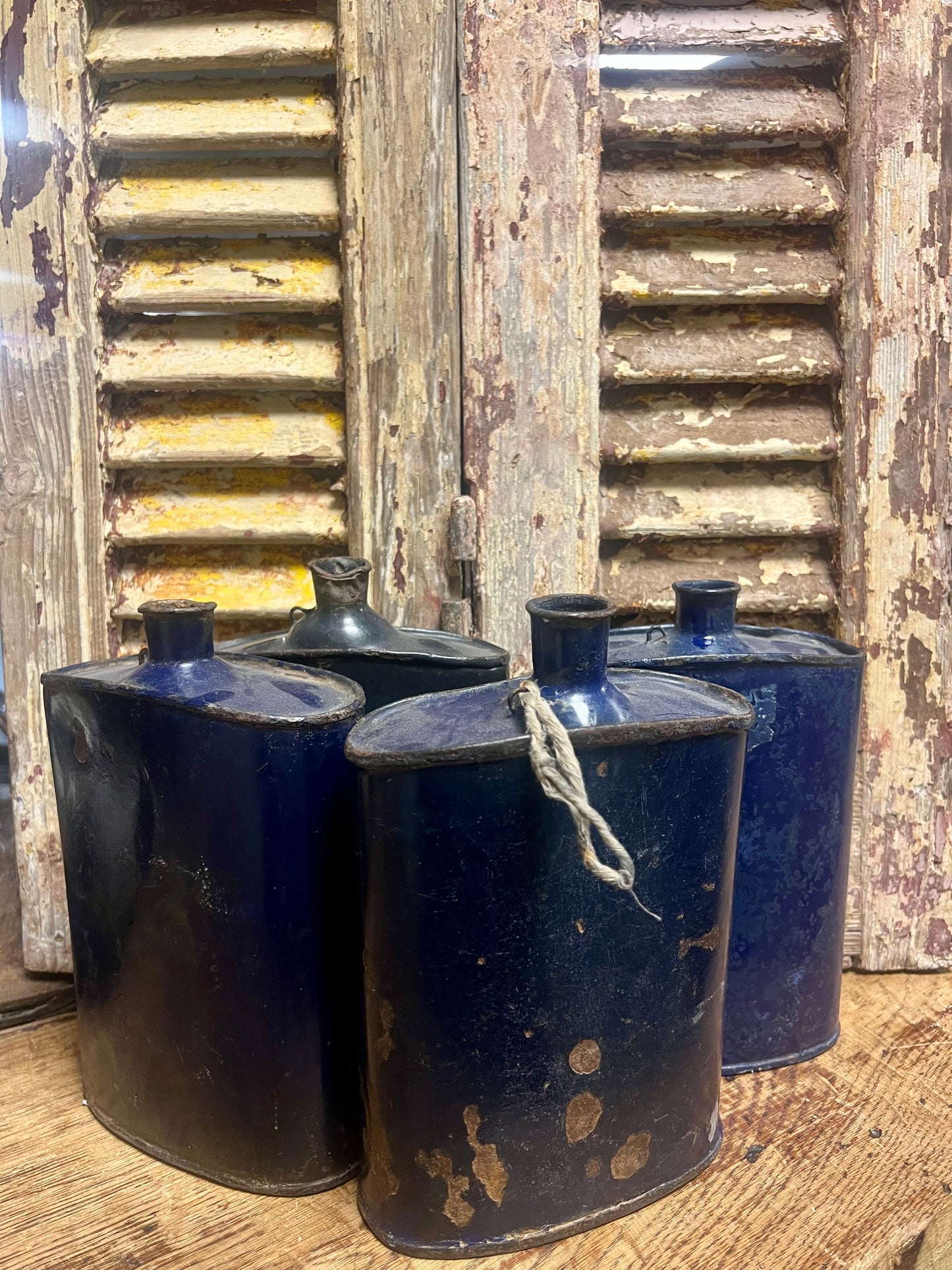 OUDE | BLAUWE | EMAILLE | VELDFLESSEN