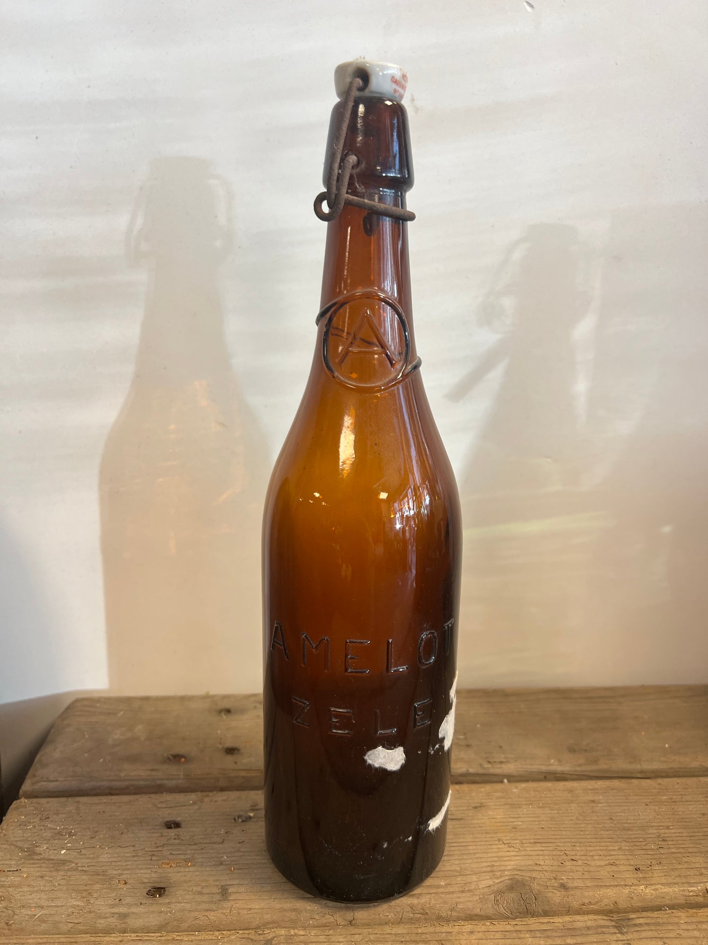 OUDE | FLESSEN | MET | PORSELEINEN | DOP | BROCANTE