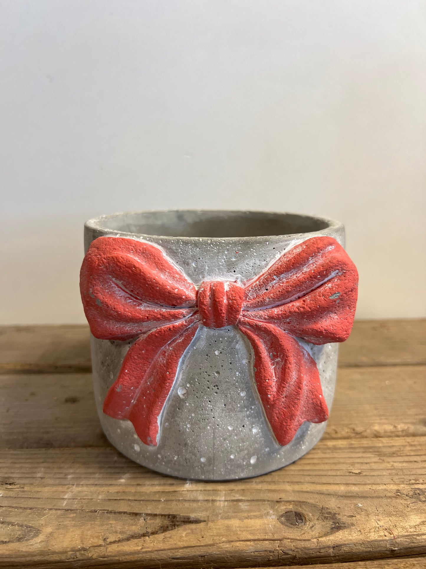 BLOEMPOT | BETON | MET | STRIK