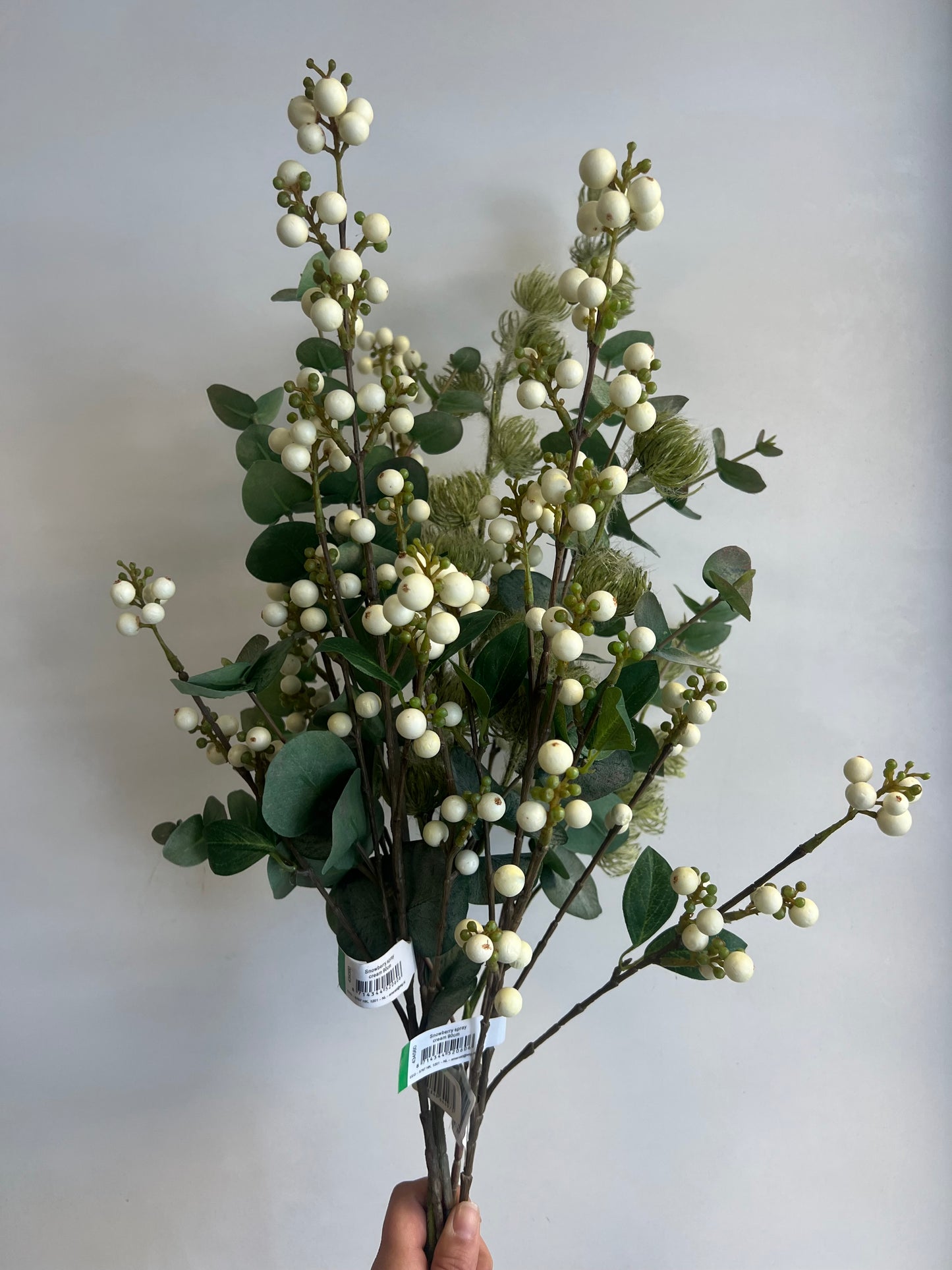 KUNST | BOEKET | MET | WITTE | BESSEN