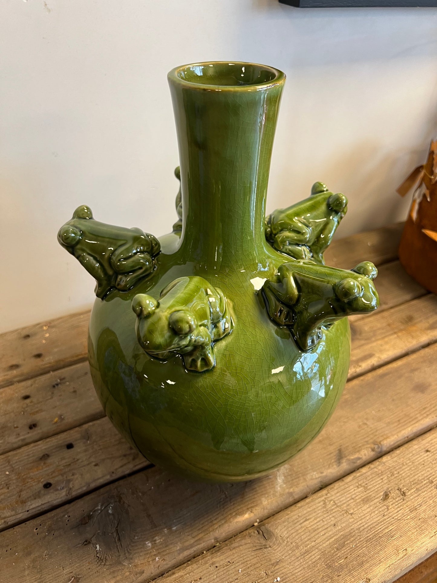 HANDGEMAAKTE | KIKKERVAAS