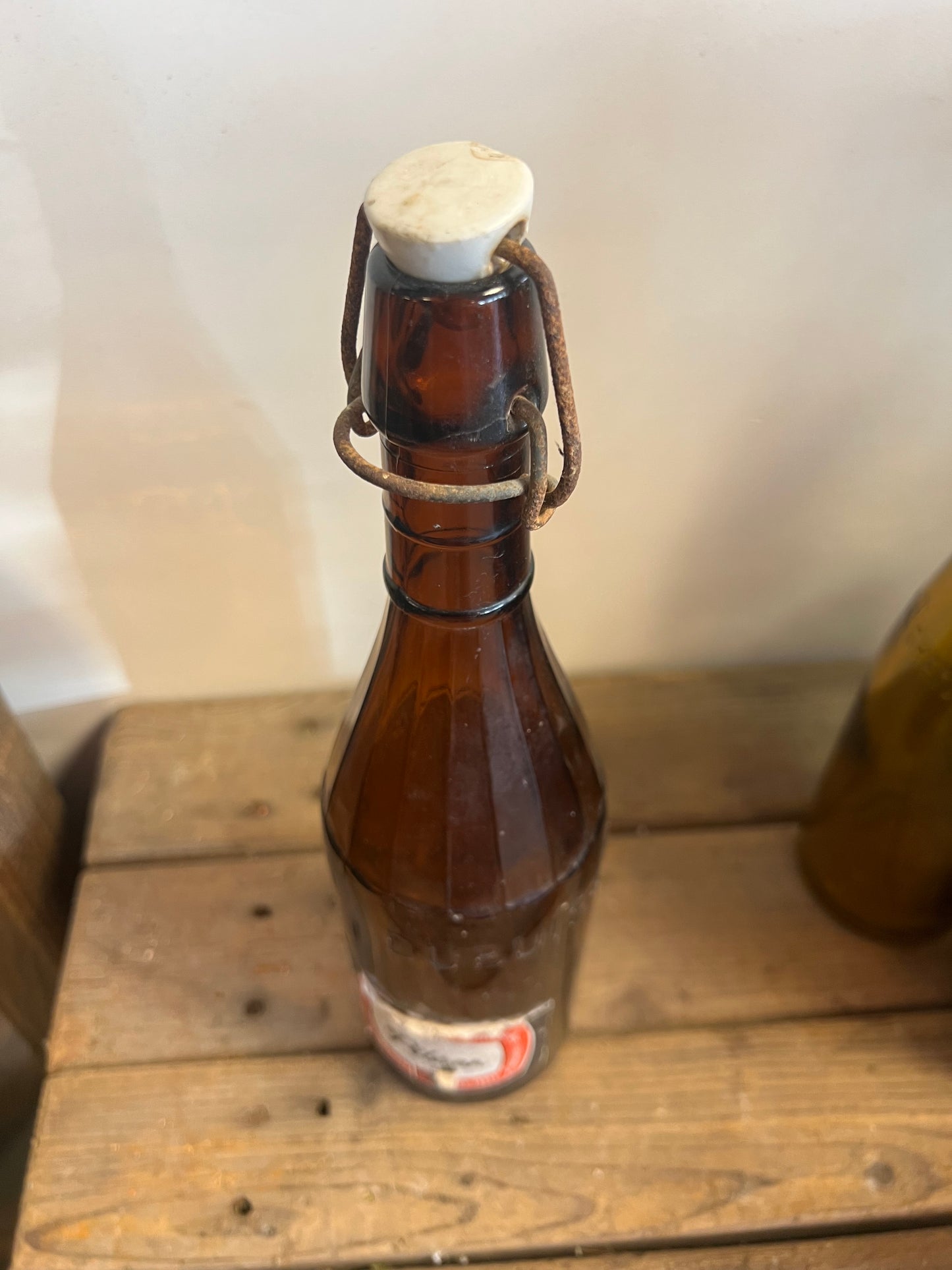 OUDE | FLESSEN | MET | PORSELEINEN | DOP | BROCANTE