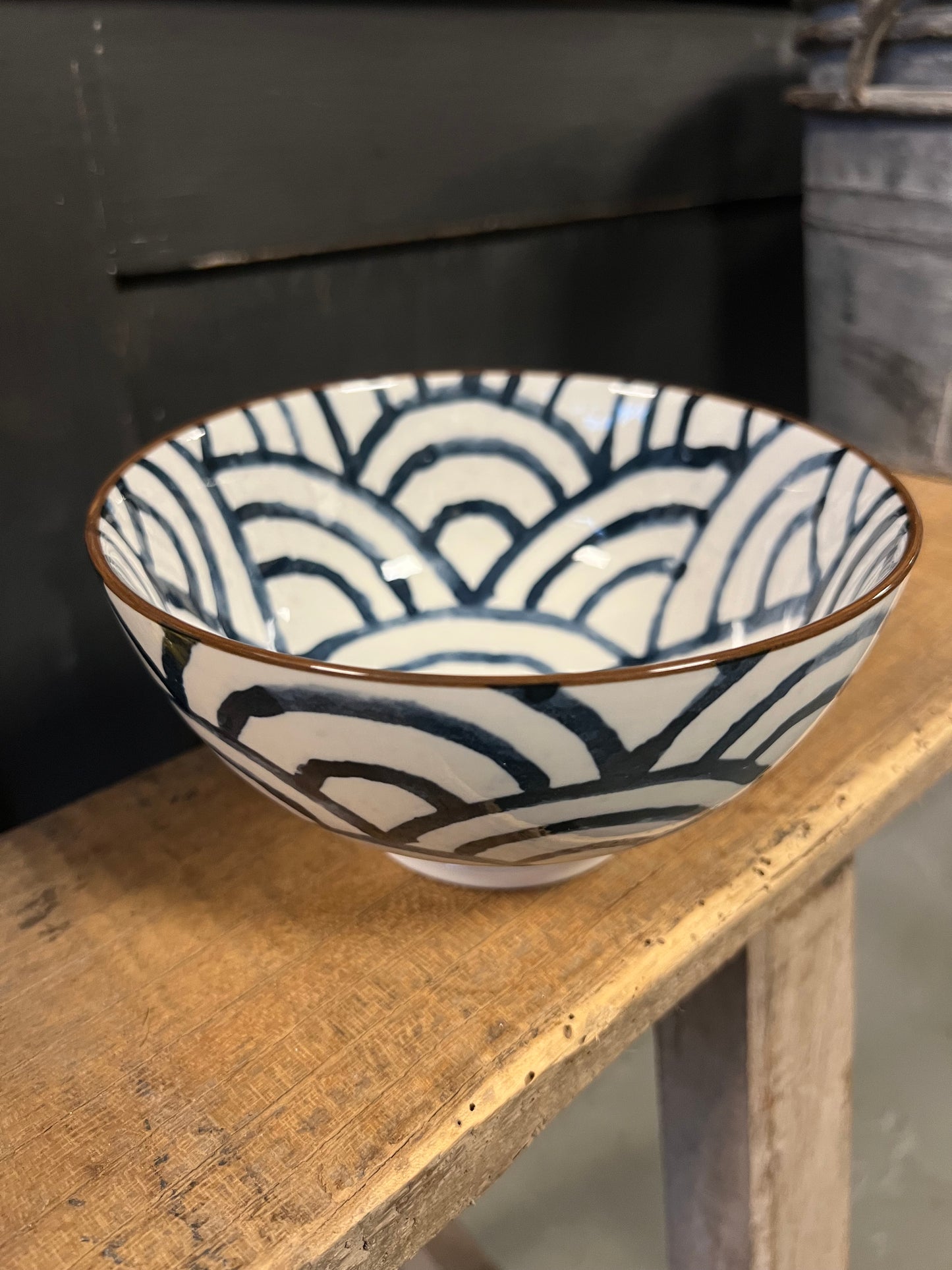 SERVIES | GUSTO | AARDEWERK | REGENBOOG