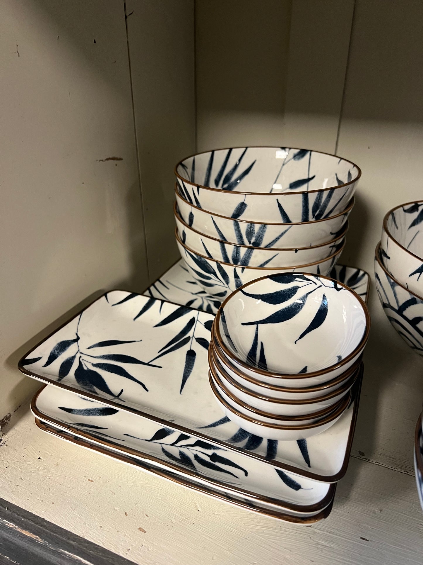 SERVIES | GUSTO | AARDEWERK | BAMBOE