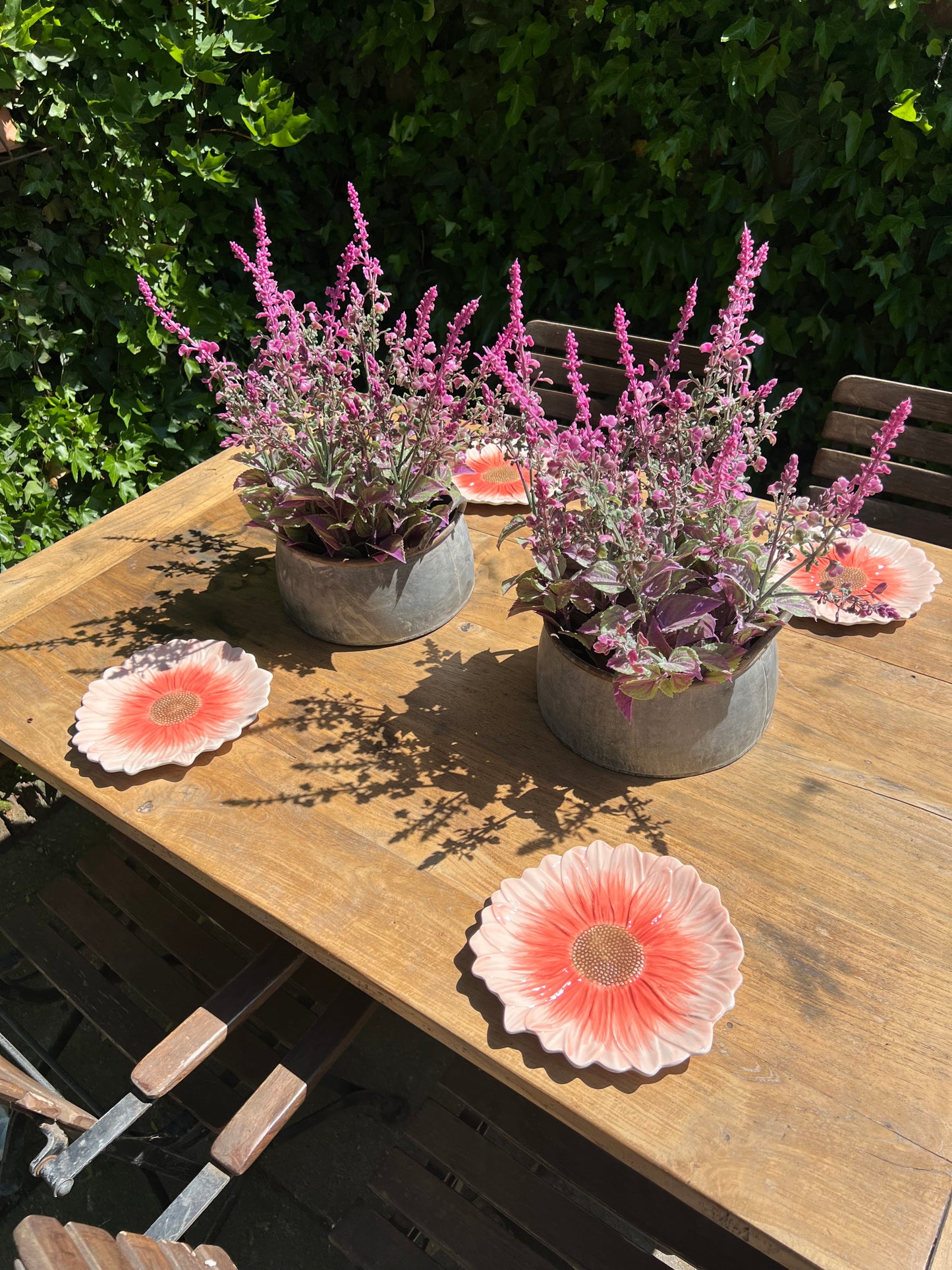 BORD | BLOEM | ROZE | KLEIN