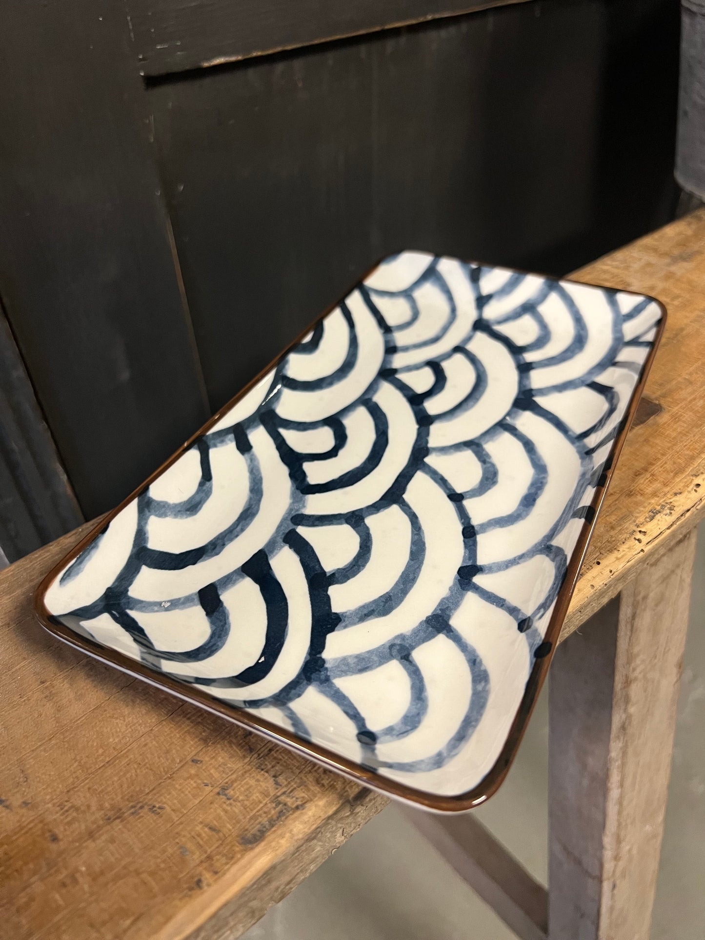 SERVIES | GUSTO | AARDEWERK | REGENBOOG