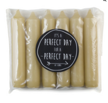 Afbeelding in Gallery-weergave laden, DINNER CANDLES SHORT SAND | SET OF 6
