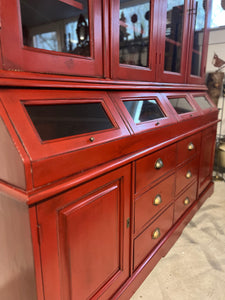 BUFFETKAST | BORDEAUX | ROOD