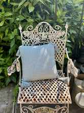 Afbeelding in Gallery-weergave laden, KUSSENS | MET | KWASTJES | BLAUW | GRIJS
