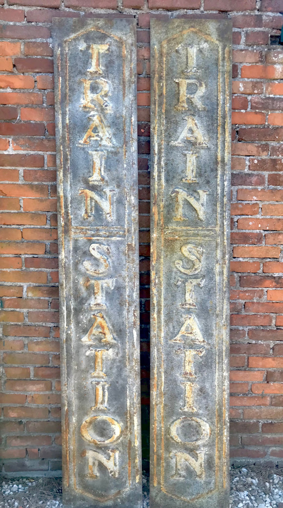 TRAIN | STATION | RECLAME | BORD