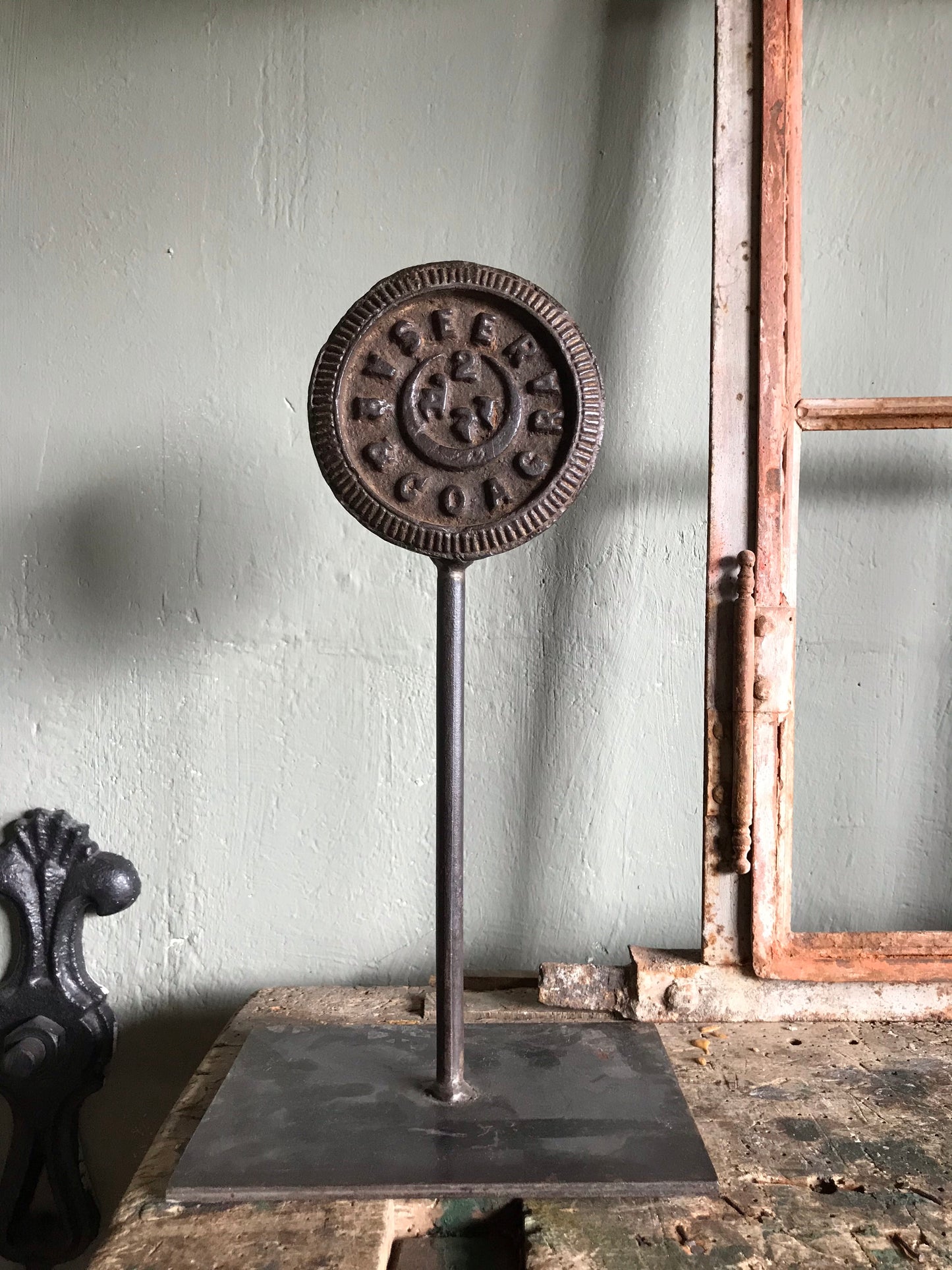 WEIGHT | ON | STAND | ROND