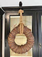 Afbeelding in Gallery-weergave laden, GIETIJZER | HANGER | DENNENAPPEL | HAAK | KRANS
